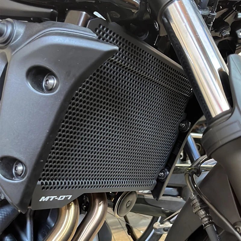 Radiator Guard for Yamaha MT 07 - 2015 to 2025